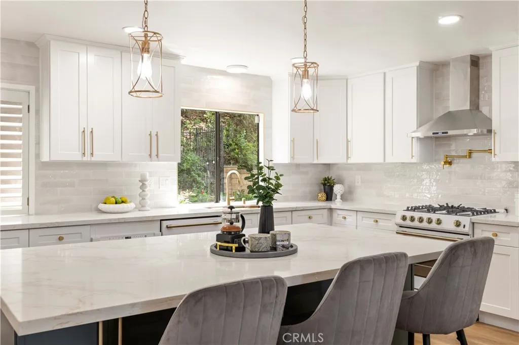 Additional image 18 of 24103 Clearbank Lane, Newhall, CA 91321