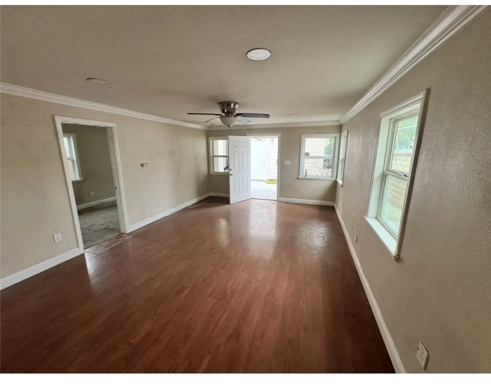 Additional image 7 of 9307 San Miguel Avenue, South Gate, CA 90280