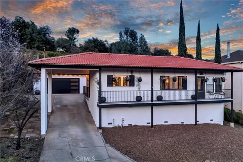 18544 Deer Hill Road, Hidden Valley Lake, CA MLS: LC25049609