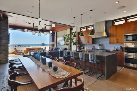 3124 The Strand, Hermosa Beach, CA MLS: SB25056782