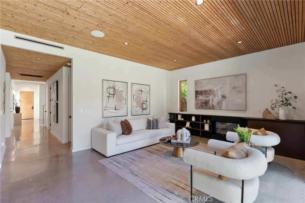 Additional image 15 of 12123 Iowa Ave, Los Angeles, CA 90025