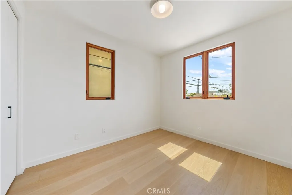 Additional image 113 of 12123 Iowa Ave, Los Angeles, CA 90025