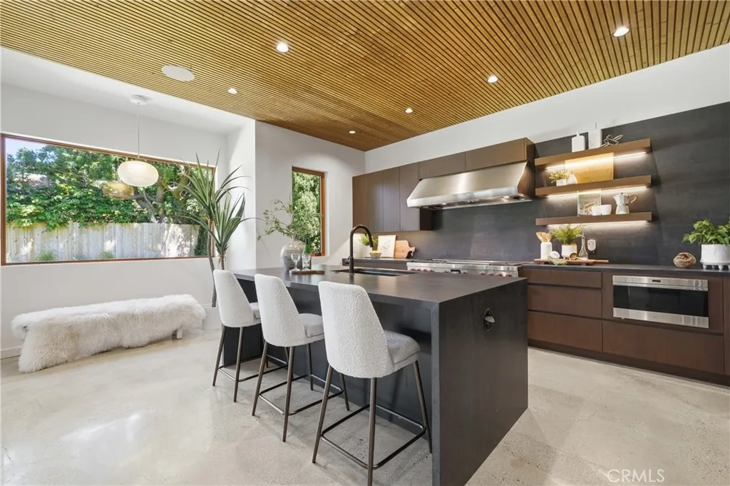 Additional image 134 of 12123 Iowa Ave, Los Angeles, CA 90025