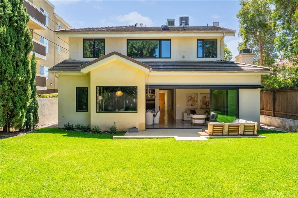 Additional image 70 of 12123 Iowa Ave, Los Angeles, CA 90025