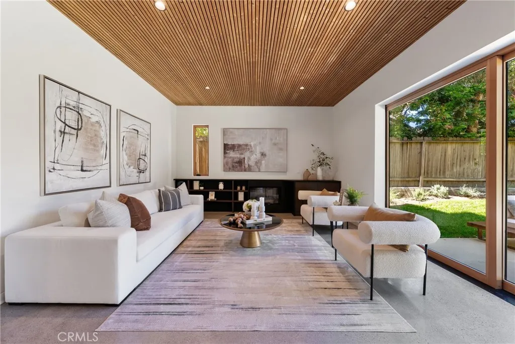 Additional image 85 of 12123 Iowa Ave, Los Angeles, CA 90025