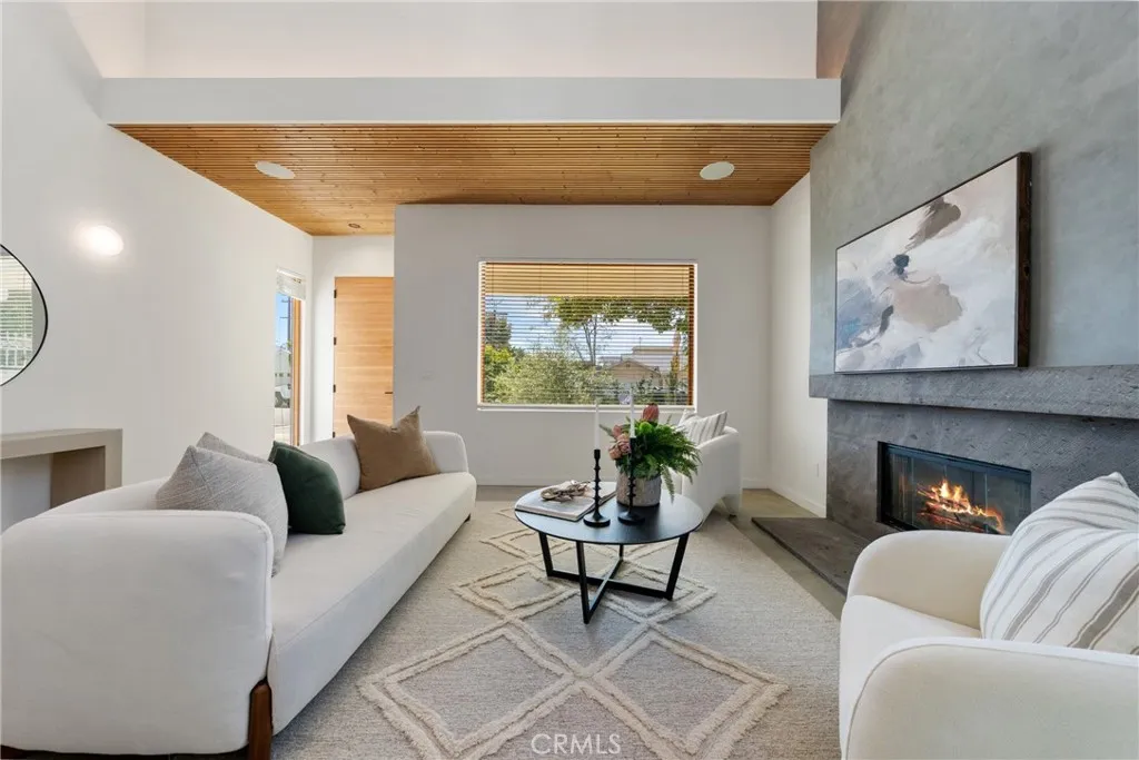 Additional image 4 of 12123 Iowa Ave, Los Angeles, CA 90025