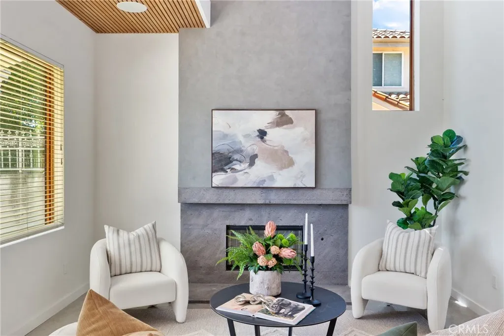 Additional image 99 of 12123 Iowa Ave, Los Angeles, CA 90025