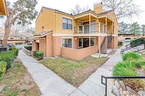 10655 Lemon Avenue Unit 401, Rancho Cucamonga, CA MLS: CV25026277