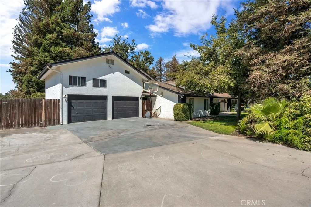 18654 Ridgedale Dr, Madera, CA 93638 photo 4