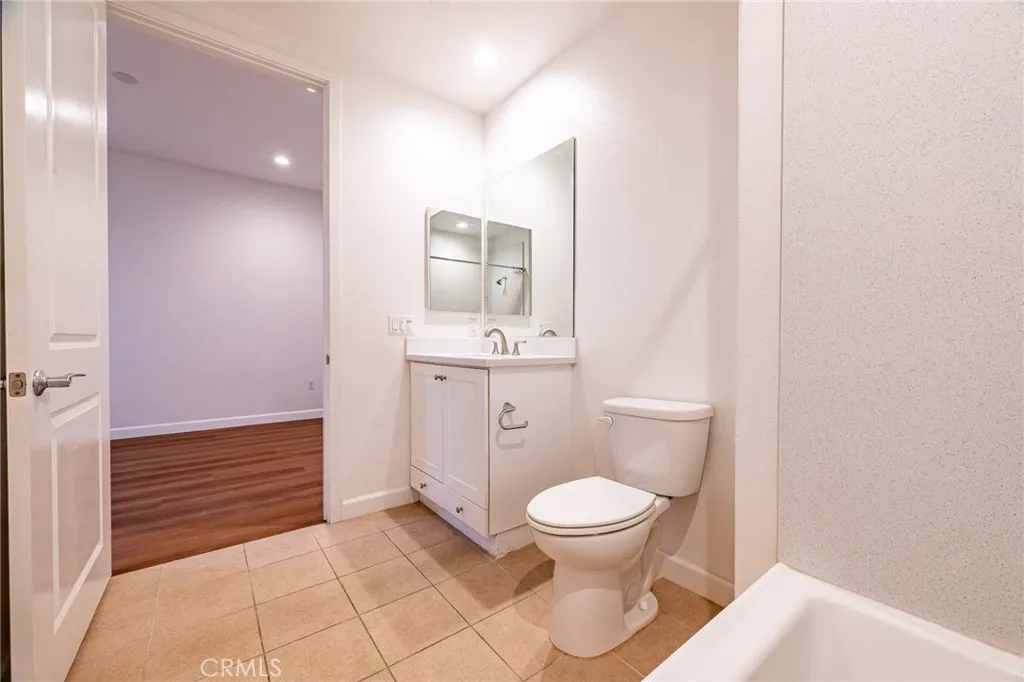 Additional image 32 of 172 Follyhatch, Irvine, CA 92618