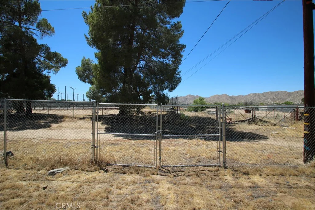 Additional image 17 of 7634 Fox A & B Trl, Yucca Valley, CA 92284