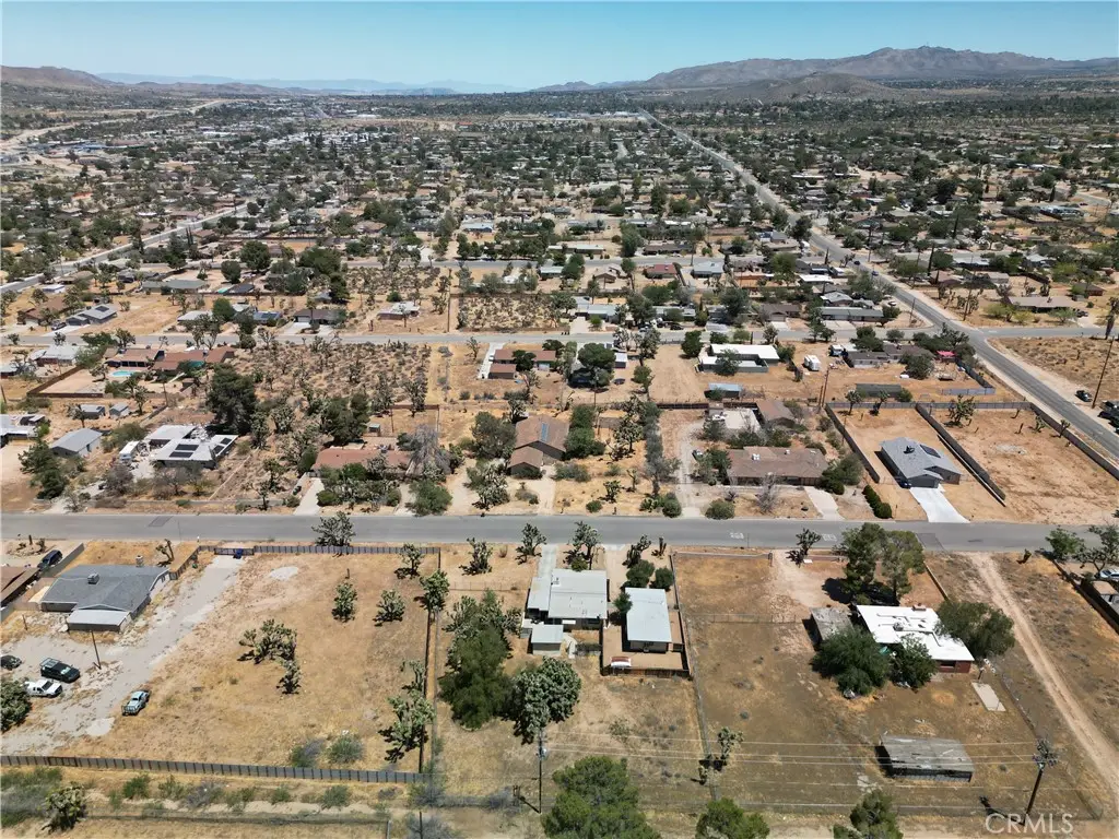 Additional image 23 of 7634 Fox A & B Trl, Yucca Valley, CA 92284
