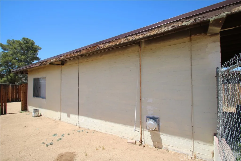 Additional image 11 of 7634 Fox A & B Trl, Yucca Valley, CA 92284