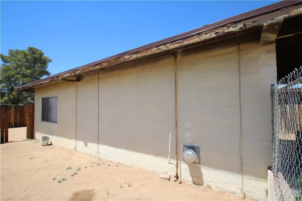 Additional image 37 of 7634 Fox A & B Trl, Yucca Valley, CA 92284