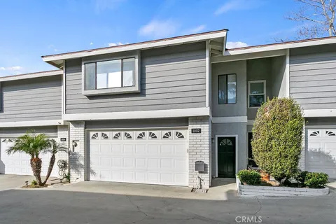 1002 Nancy Lane Unit 1002, Costa Mesa, CA MLS: NP25054613