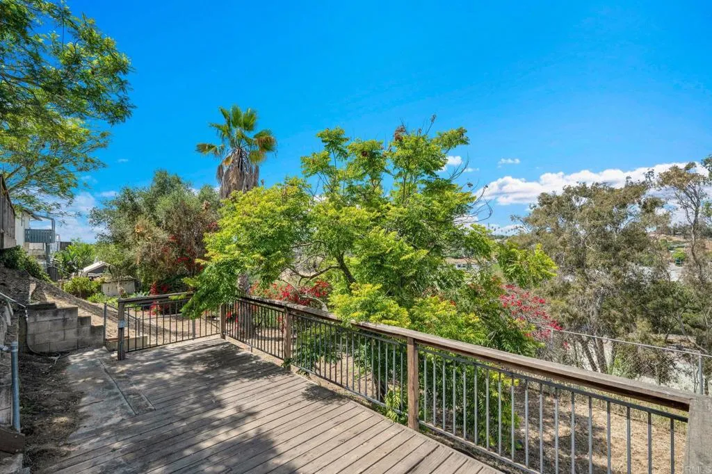 Additional image 102 of 306 Ocean View Drive, Vista, CA 92084