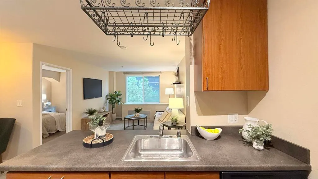 Additional image 10 of 1435 India St Unit 409, San Diego, CA 92101