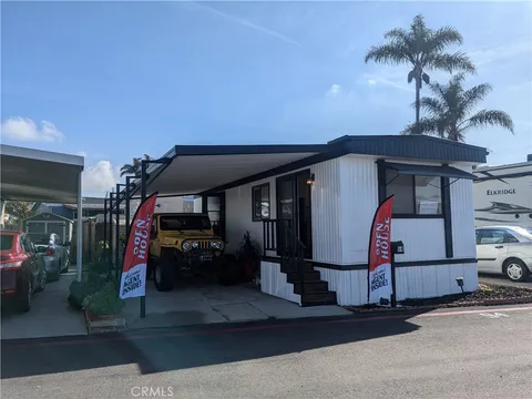 23701 Western Avenue Unit 94, Torrance, CA MLS: PW25025144