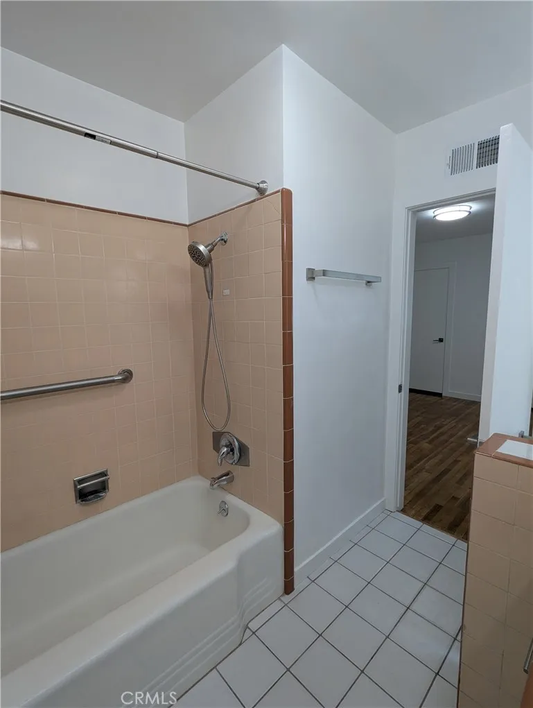 Additional image 67 of 6829 Mclennan Ave, Van Nuys, CA 91406