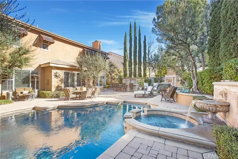 25 Sycamore Canyon Drive, Rancho Santa Margarita, CA 92679 - MLS#: OC25039597