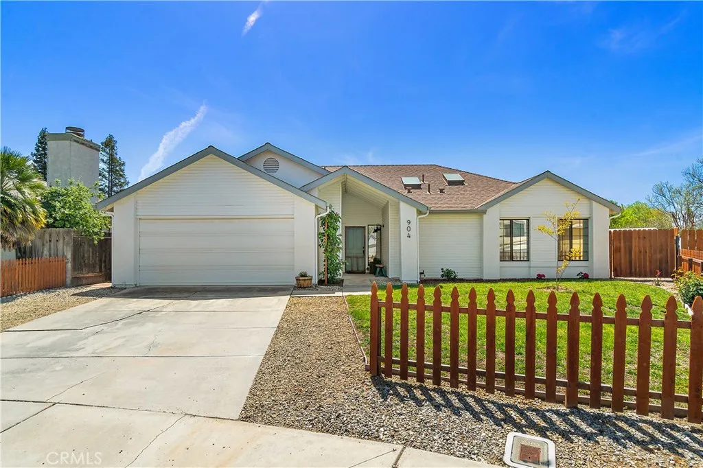 904 Austin Court, Paso Robles, CA 93446