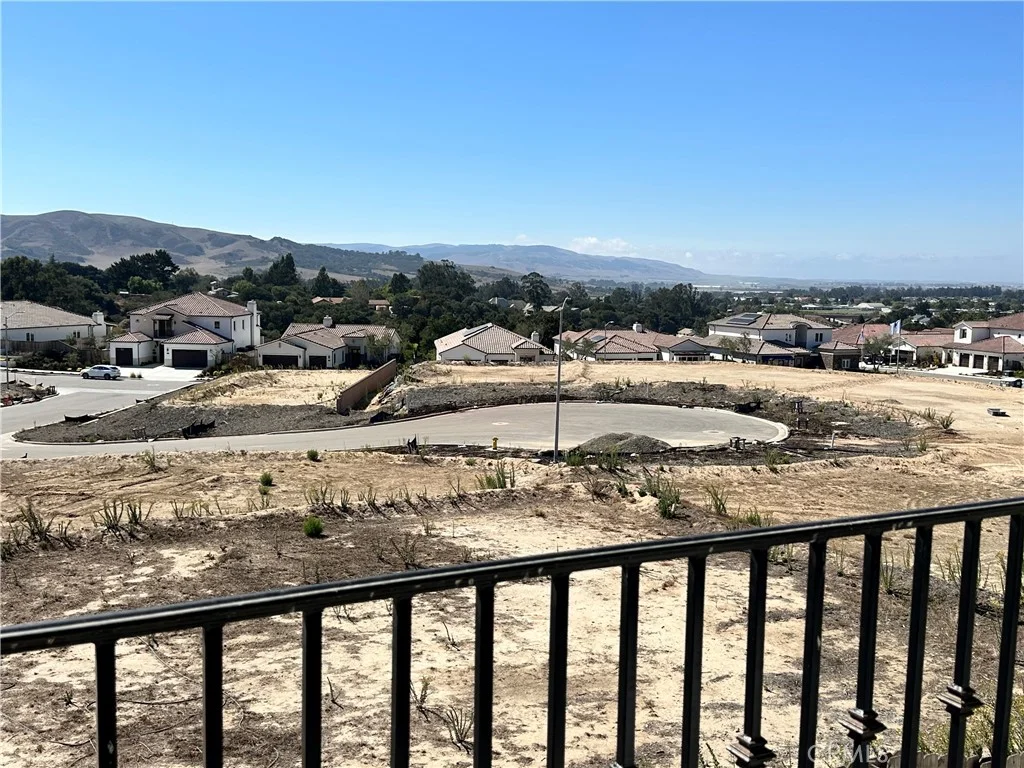 5833 Morning Glory Drive, Santa Maria, CA 93455