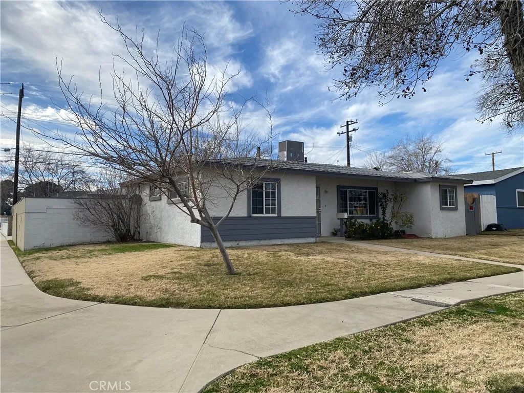 Additional image 4 of 646 E Nugent St, Lancaster, CA 93535