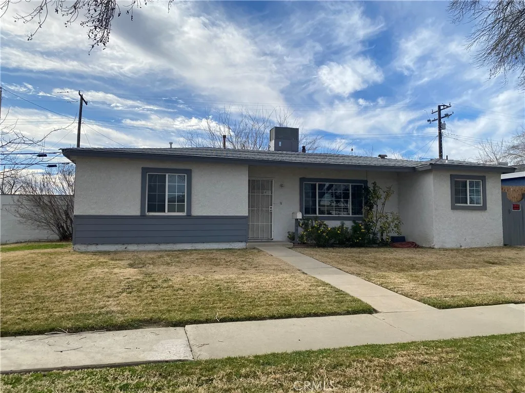 Additional image 3 of 646 E Nugent St, Lancaster, CA 93535