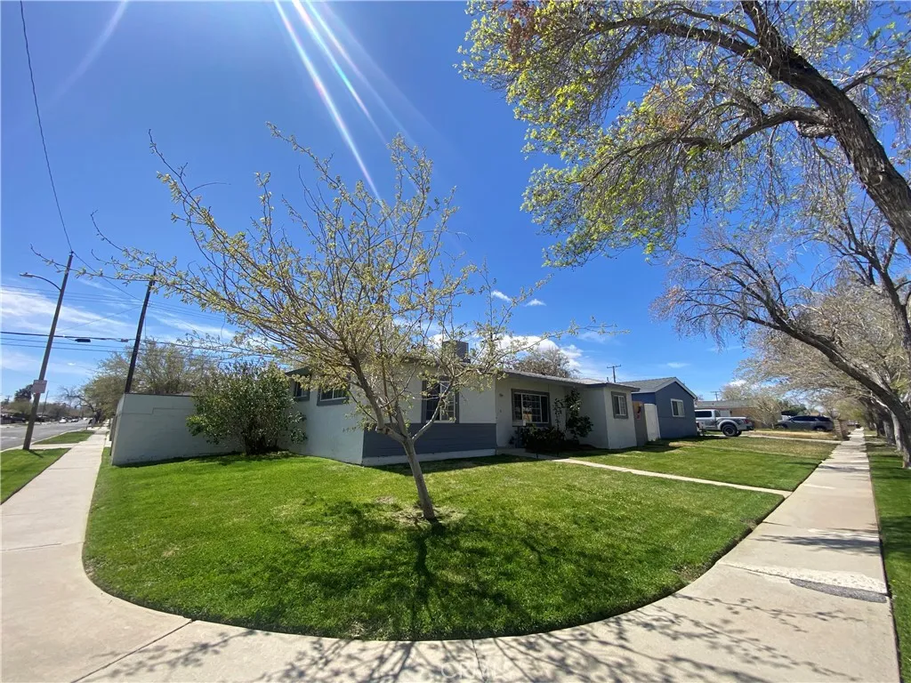 Additional image 20 of 646 E Nugent St, Lancaster, CA 93535