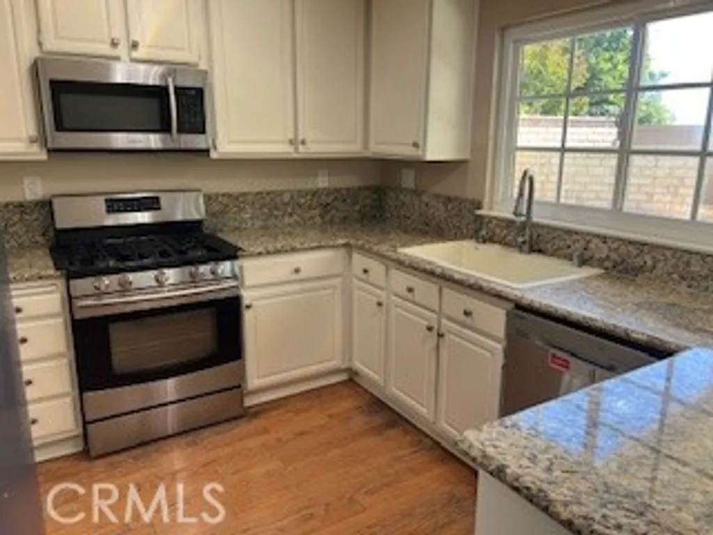 Additional image 15 of 22932 Beech Creek Cir, Valencia, CA 91354