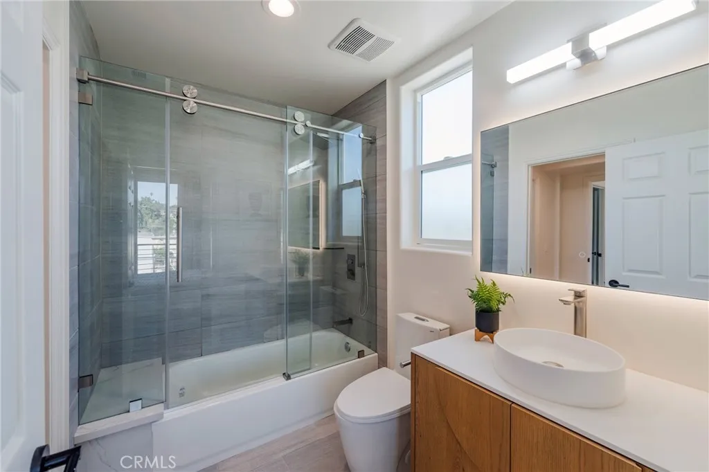 Additional image 34 of 712 N Chestnut Avenue, Los Angeles, CA 90042