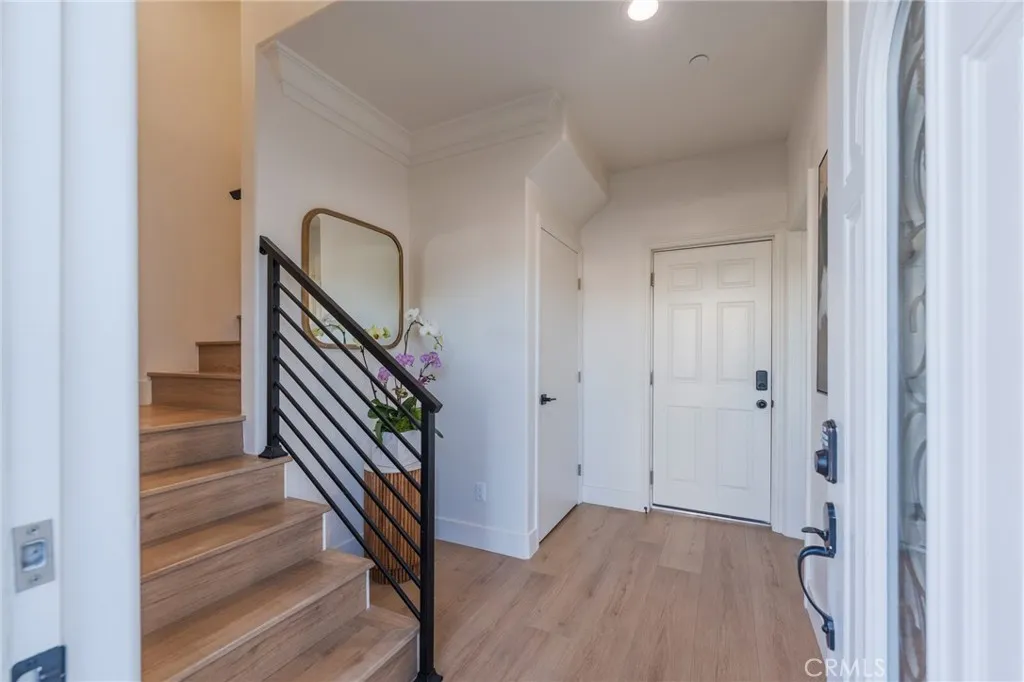 Additional image 25 of 712 N Chestnut Avenue, Los Angeles, CA 90042