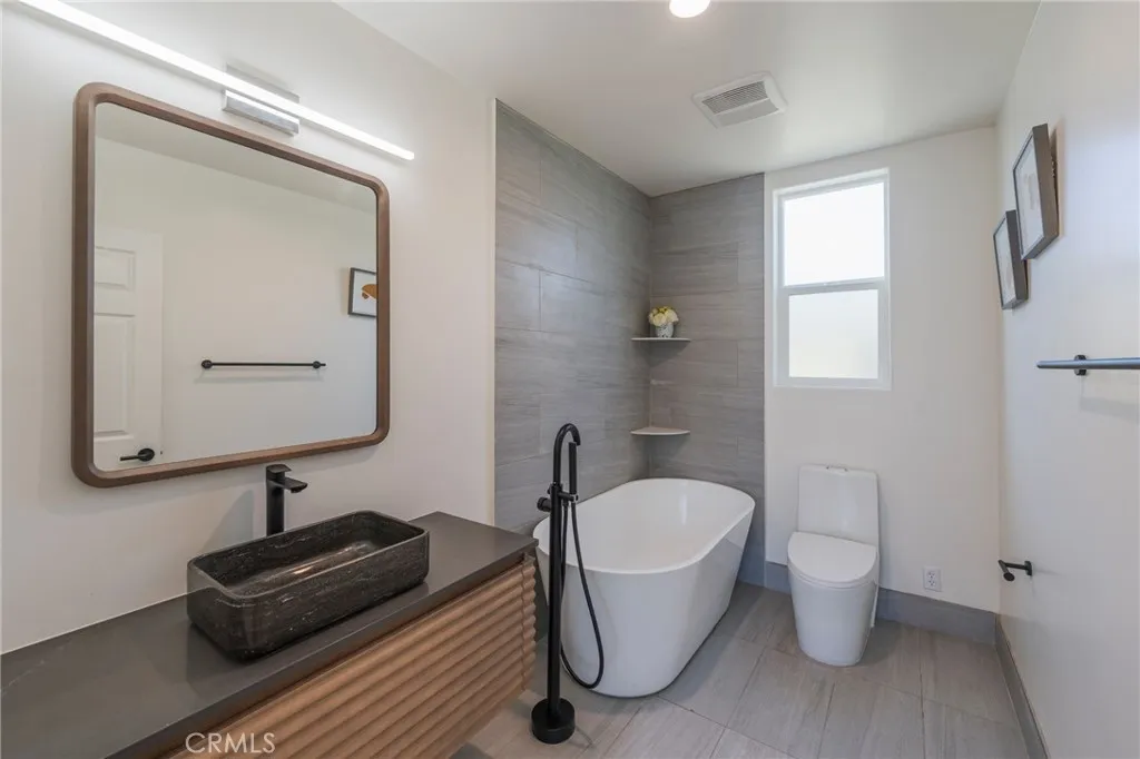 Additional image 32 of 712 N Chestnut Avenue, Los Angeles, CA 90042