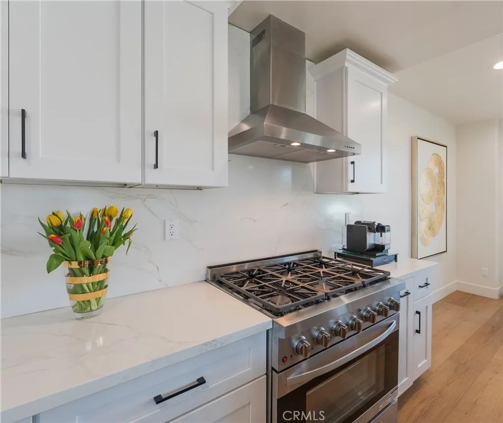 Additional image 11 of 712 N Chestnut Avenue, Los Angeles, CA 90042