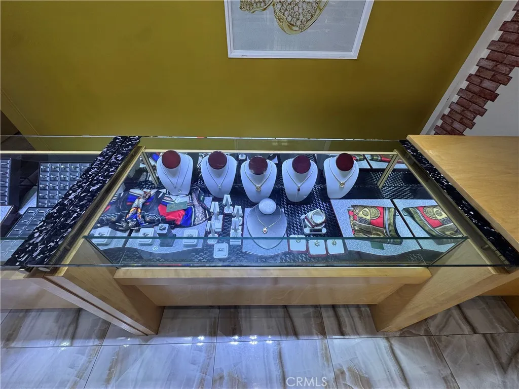 Additional image 35 of 619 E Colorado Street, Glendale, CA 91205