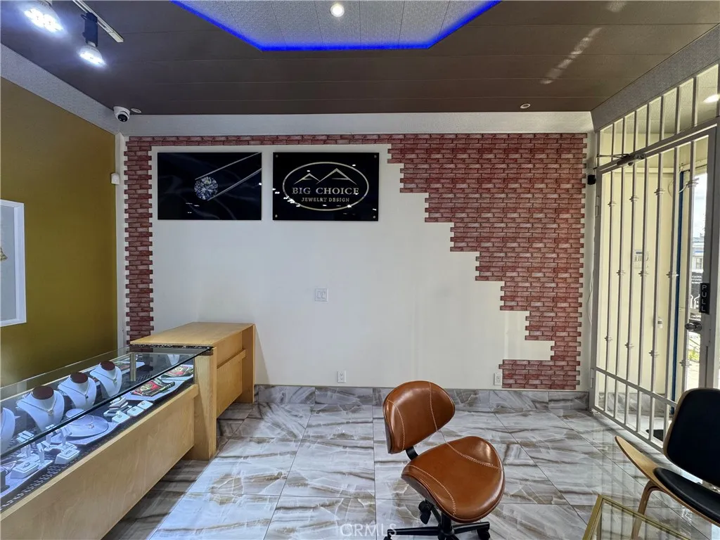 Additional image 34 of 619 E Colorado Street, Glendale, CA 91205