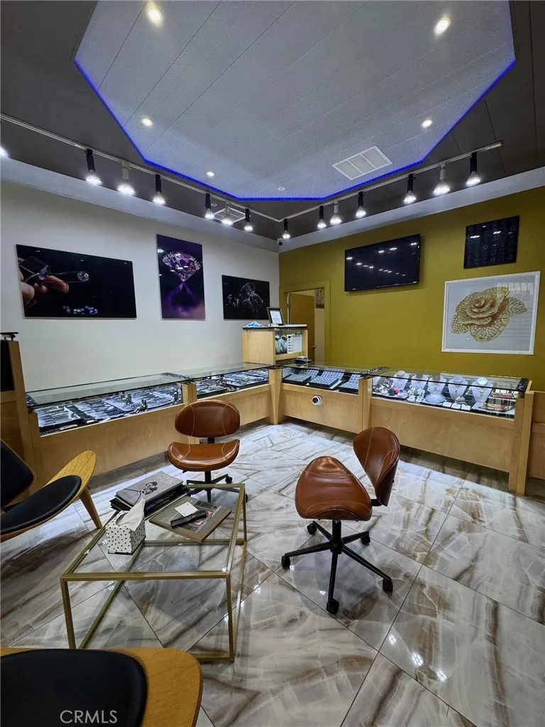 Additional image 24 of 619 E Colorado Street, Glendale, CA 91205