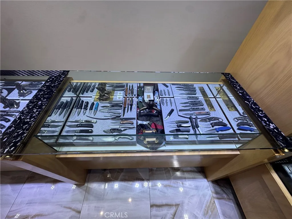 Additional image 31 of 619 E Colorado Street, Glendale, CA 91205