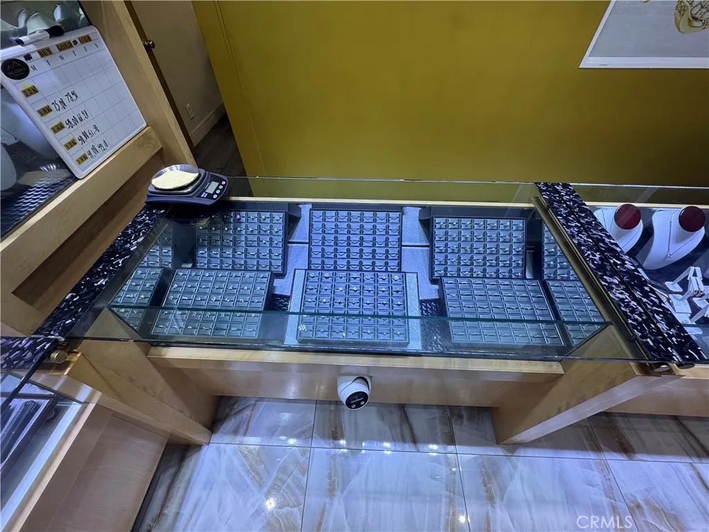 Additional image 36 of 619 E Colorado Street, Glendale, CA 91205