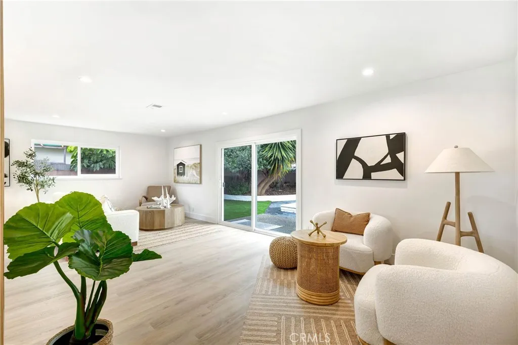 Additional image 8 of 8141 Valencia Dr, Huntington Beach, CA 92647