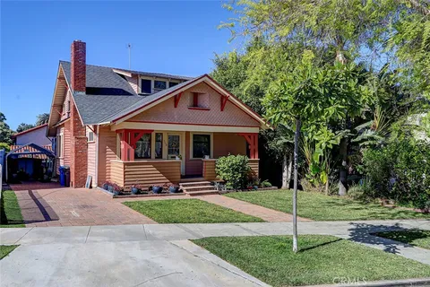 305 N Gertruda Avenue, Redondo Beach, CA 90277 - MLS#: SB25060815