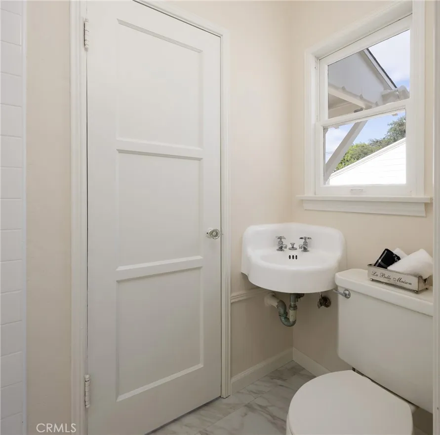 Additional image 78 of 2324 N Riverside Dr, Santa Ana, CA 92706