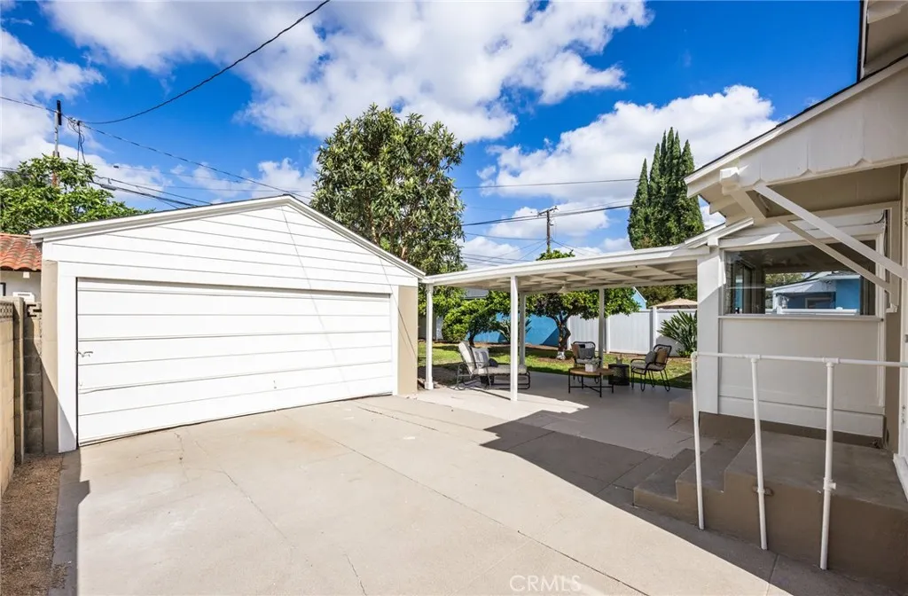 Additional image 91 of 2324 N Riverside Dr, Santa Ana, CA 92706