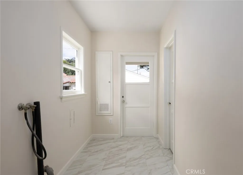 Additional image 80 of 2324 N Riverside Dr, Santa Ana, CA 92706