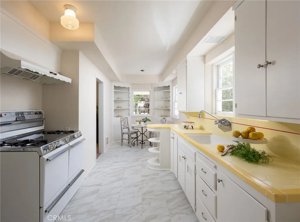 Additional image 67 of 2324 N Riverside Dr, Santa Ana, CA 92706