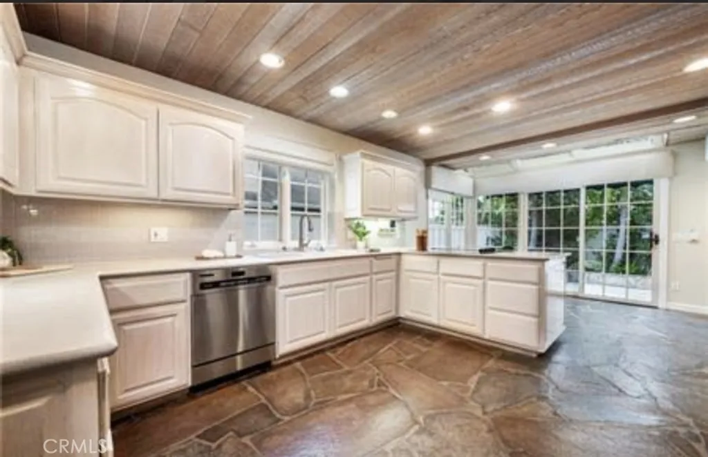 Additional image 5 of 249 Bay Shore Ave, Long Beach, CA 90803