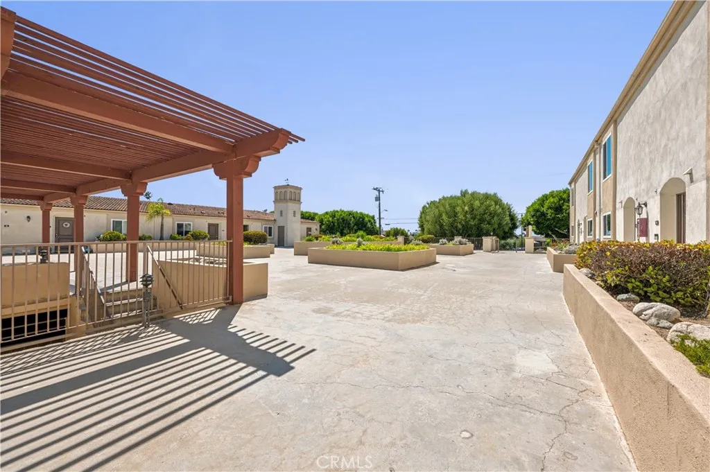 120 S Francisca Avenue Unit 16, Redondo Beach, CA 90277