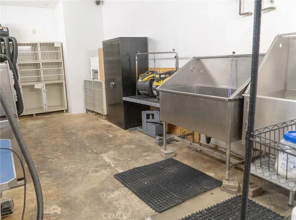 Additional image 26 of 18601 Sherman way #H, Reseda, CA 91335