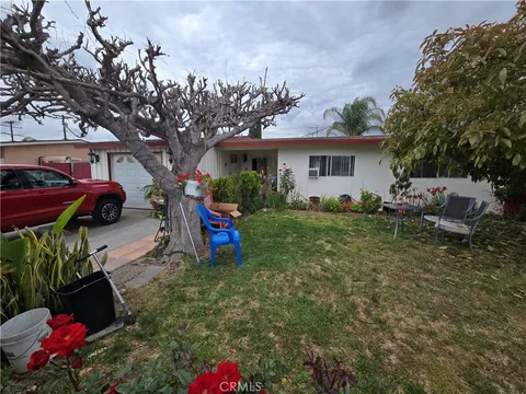 1269 E Vermont Avenue, Anaheim, CA MLS: OC25085436