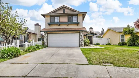 16285 Barbee Street, Fontana, CA MLS: IV25100999